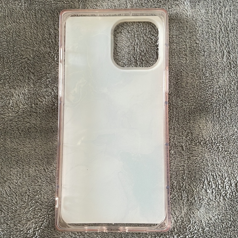 ✨iPhone 13 Pro Max Case✨️ - Picture 3 of 3